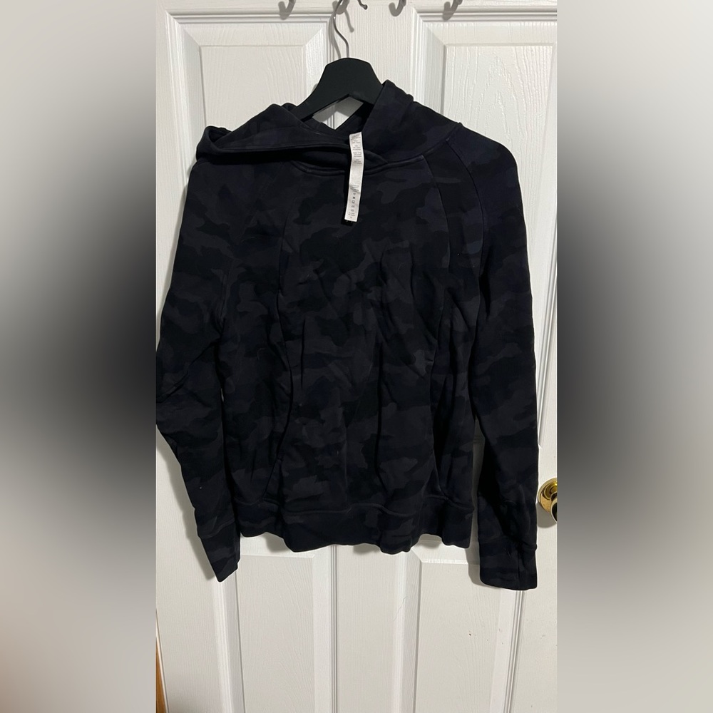 Lululemon Scuba Pullover Heritage 365 Camo Deep Coal Multi